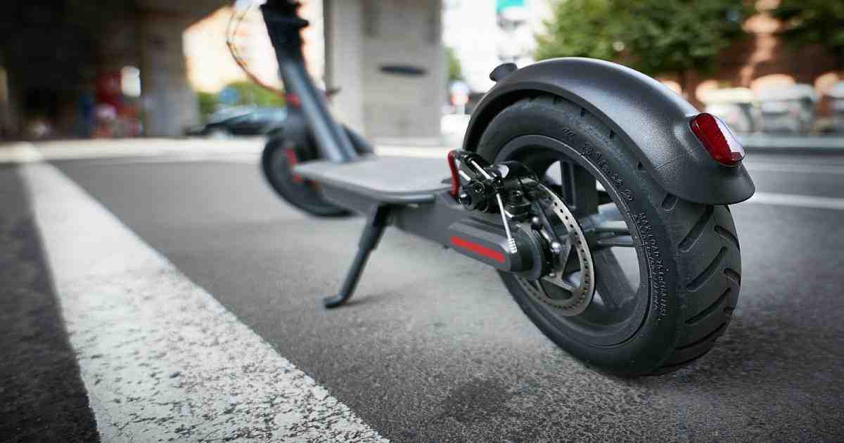 Do you need a license to drive an electric scooter in Texas?
